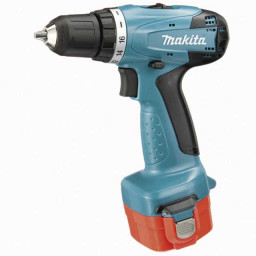 Аккумуляторная дрель-шуруповерт Makita 6271DWAE Аккумуляторная дрель-шуруповерт Makita 6271DWAE