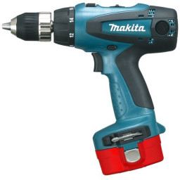 Аккумуляторная дрель-шуруповерт Makita 6317 DWAE Аккумуляторная дрель-шуруповерт Makita 6317 DWAE