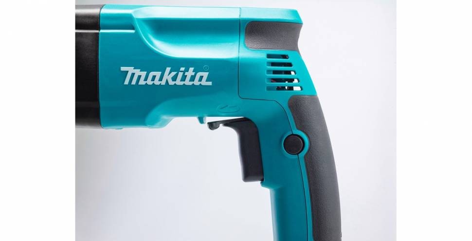 Перфоратор Makita HR2450, 780Вт, 2.7Дж, SDS-plus Перфоратор Makita HR2450, 780Вт, 2.7Дж, SDS-plus