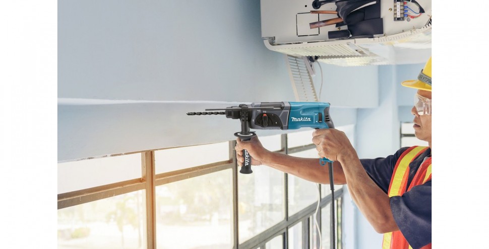 Перфоратор Makita HR 2470 Перфоратор Makita HR 2470