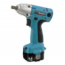 Аккумуляторный ударный гайковерт Makita 6992 DWDE (6992DWDE) Аккумуляторный ударный гайковерт Makita 6992 DWDE (6992DWDE)