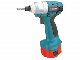 Аккумуляторный ударный шуруповерт Makita 6980 FDWAE Аккумуляторный ударный шуруповерт Makita 6980 FDWAE