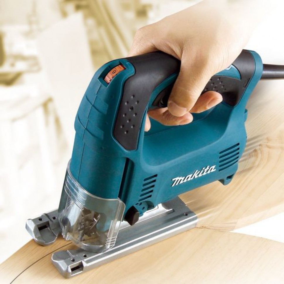Электрический лобзик Makita 4329 Электрический лобзик Makita 4329